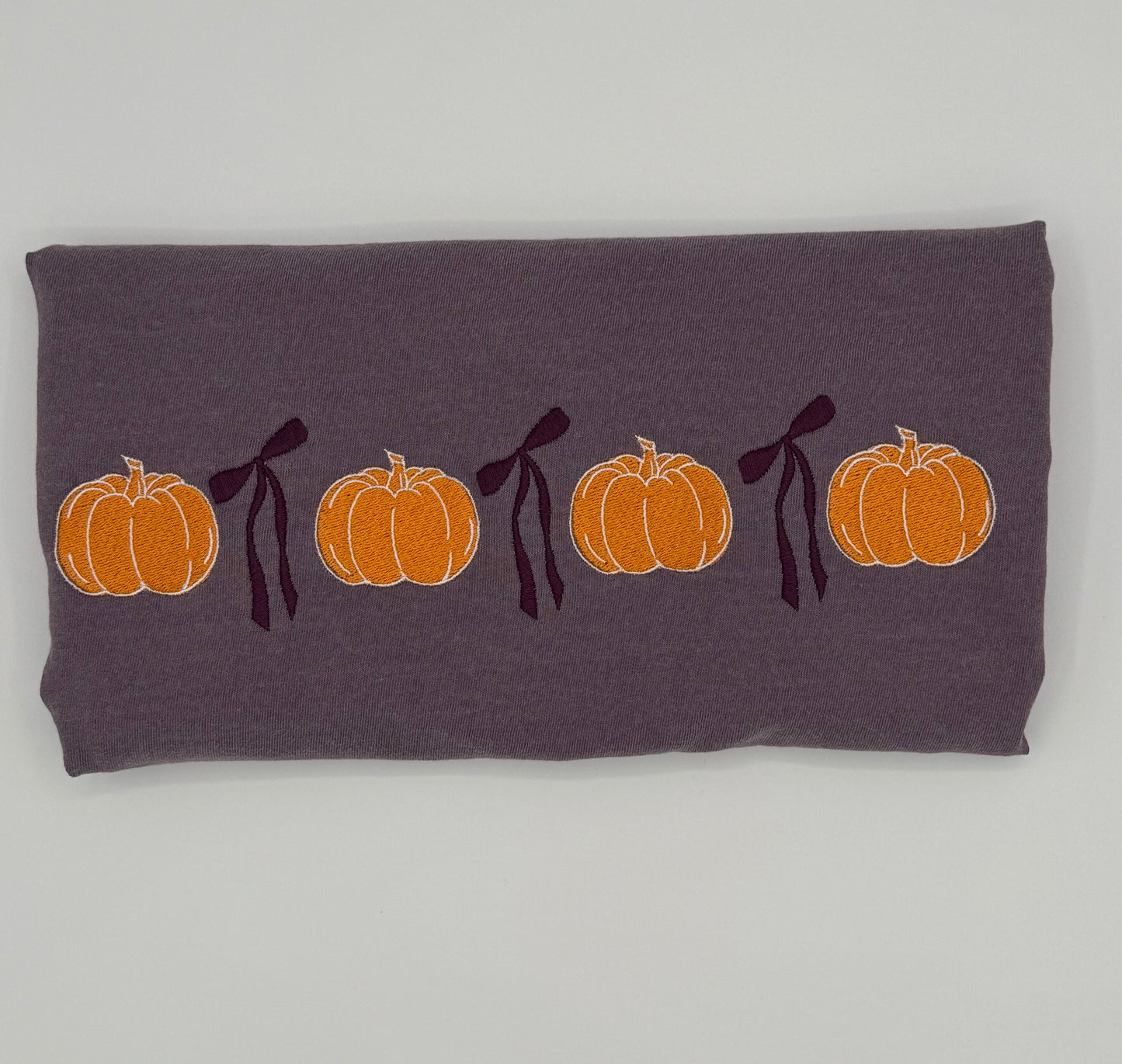 Pumpkins & Bows - T-Shirt